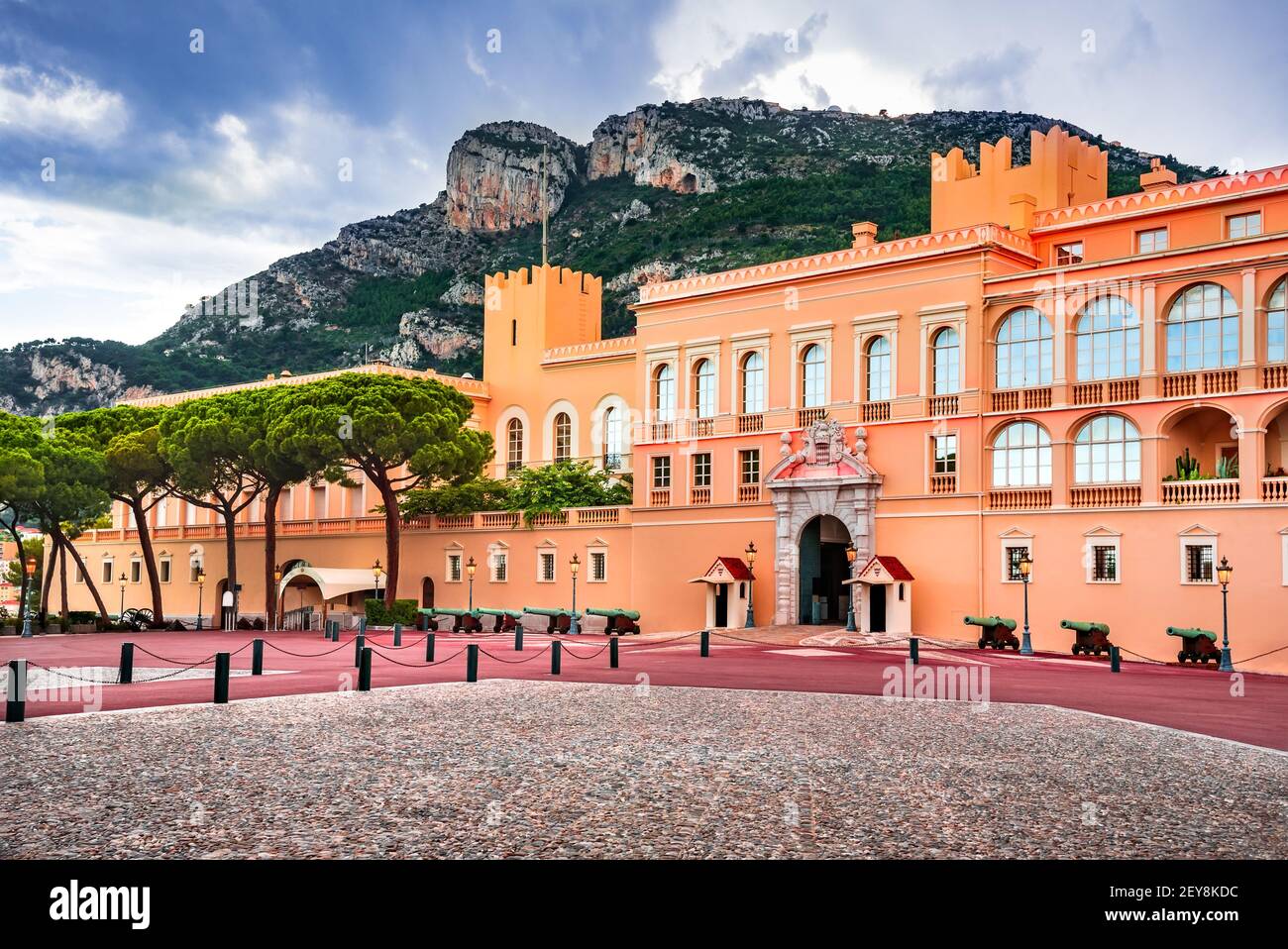 Monaco-Ville, Monaco - Juli 2018: Der Souveräne Prinz von Monaco Palast. Stockfoto