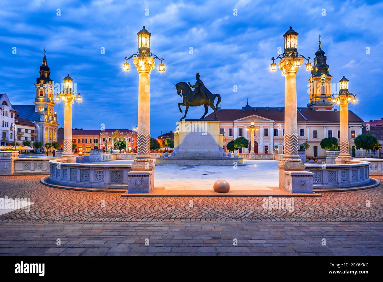 Union Square in Oradea. Reise barocker Hintergrund in westlichen Crisana, Siebenbürgen. Stockfoto
