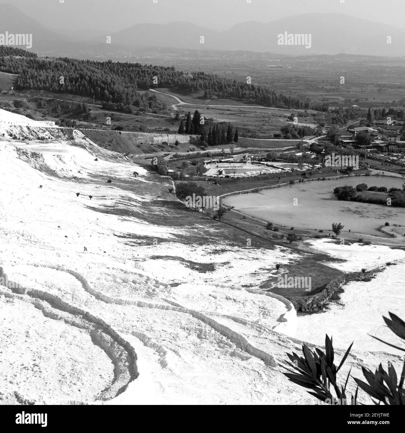 Bad und Travertin Wasser abstrakt in pamukkale türkei asien die Altes Kalzium Stockfoto