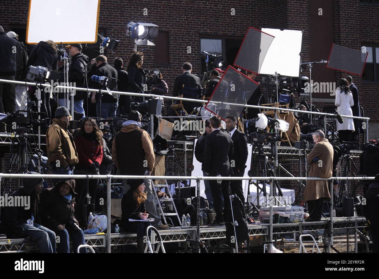 18. Februar 2012 - Newark - Media Risers wurden einen Block entfernt ...