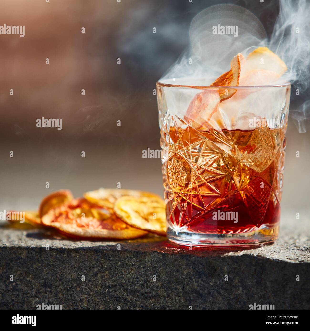 Rum altmodisch -Fotos und -Bildmaterial in hoher Auflösung – Alamy