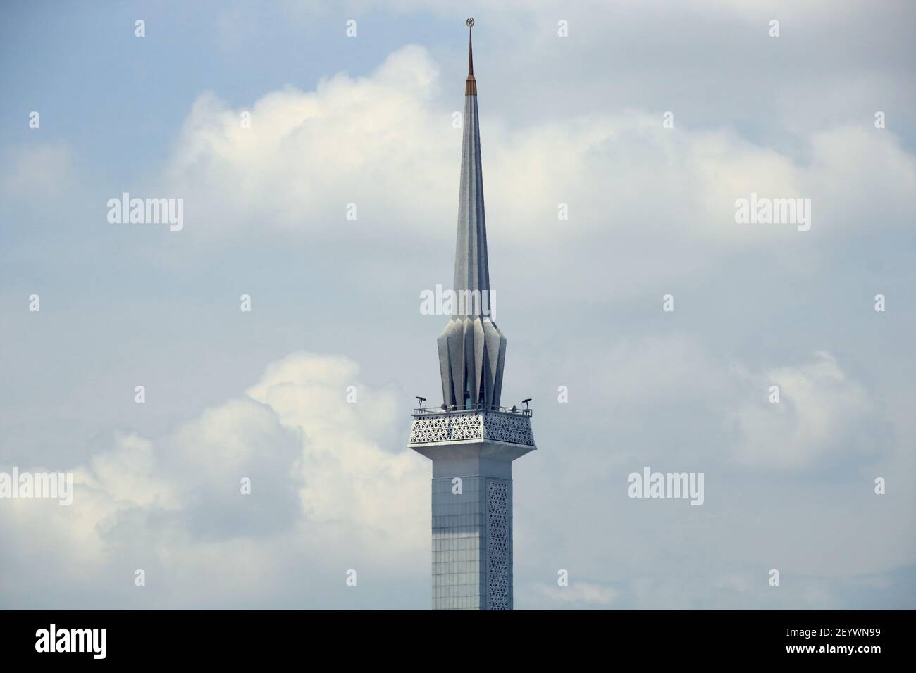 Minarett von Masjid Negara, Nationalmoschee von Malaysia in Kuala Lumpur Stockfoto