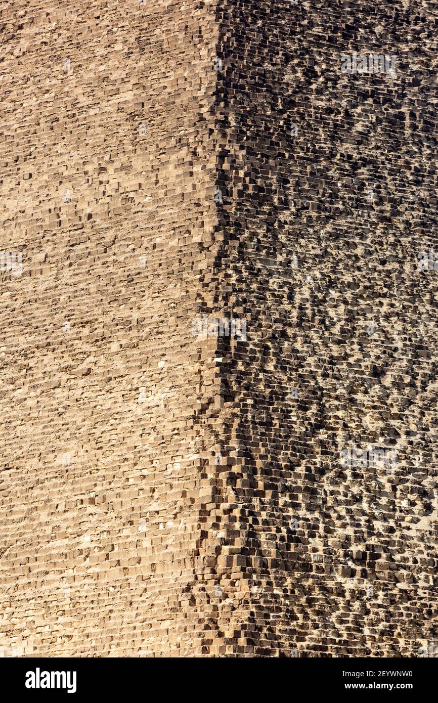 Detailansicht einer Ecke der Pyramide von Khufu, Gizeh Plateau, Groß-Kairo, Ägypten Stockfoto