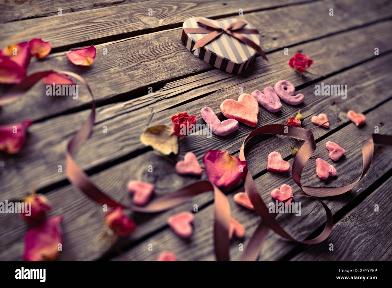 Geschenkschachtel „Wortliebe mit Valentinstag“ Stockfoto