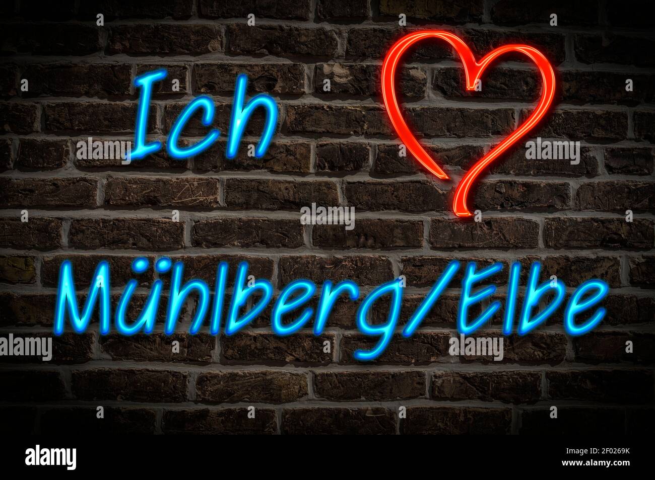 Leuchttreklame, Ich liebe Mühlberg/Elbe, Brandenburg, Deutschland, Europa Ich liebe Mühlberg/Elbe, Brandenburg, Deutschland, Europa Stockfoto