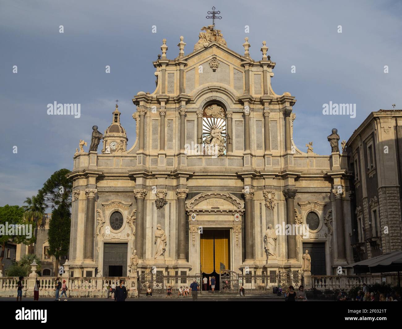Fassade des Duomo von Catania Stockfoto
