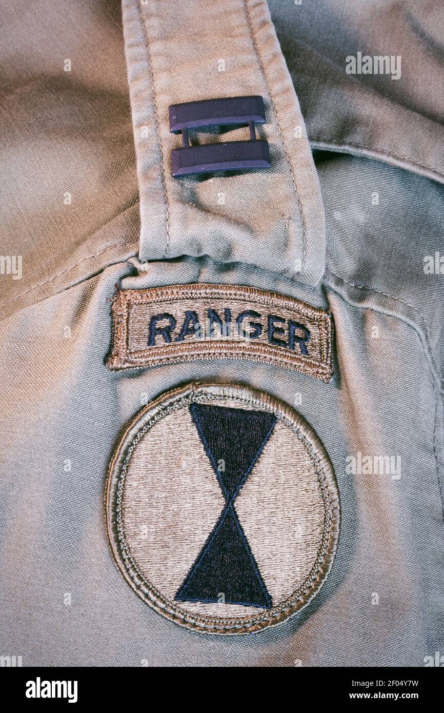 1970s US Army Feldjacke mit Rank und Ranger Tab, USA Stockfoto