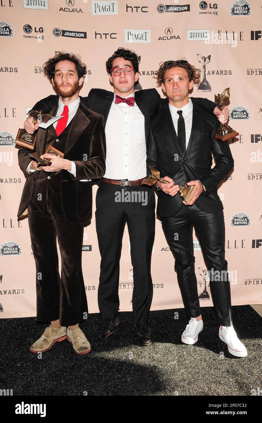 Josh Safdie, Benny Safdie und Casey Neistat. 2011 Film Independent Spirit Awards - Pressesaal fand am Santa Monica Pier statt. 26. Februar 2011, Santa Monica, CA. Foto: Giulio Marcocchi/Sipa Press./SpiritPressRoom_gm,113/1102271208 Stockfoto