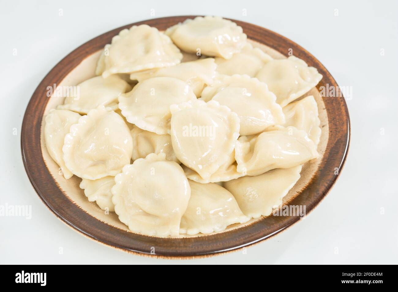 Hausgemachte traditionelle russische ukrainische Knödel Stockfoto