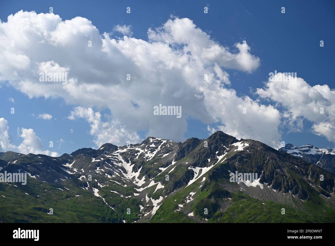 Stubnerkogel Berge mit Gletscher im Sommer Österreich Stockfoto