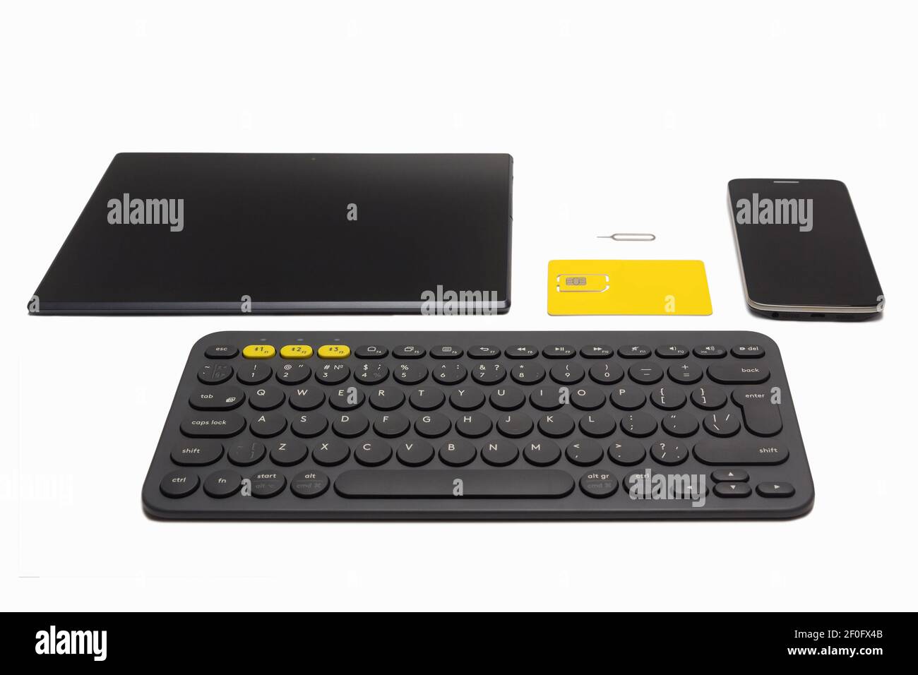 Tablet, kleine kabellose Tastatur und sim-Karte Stockfoto