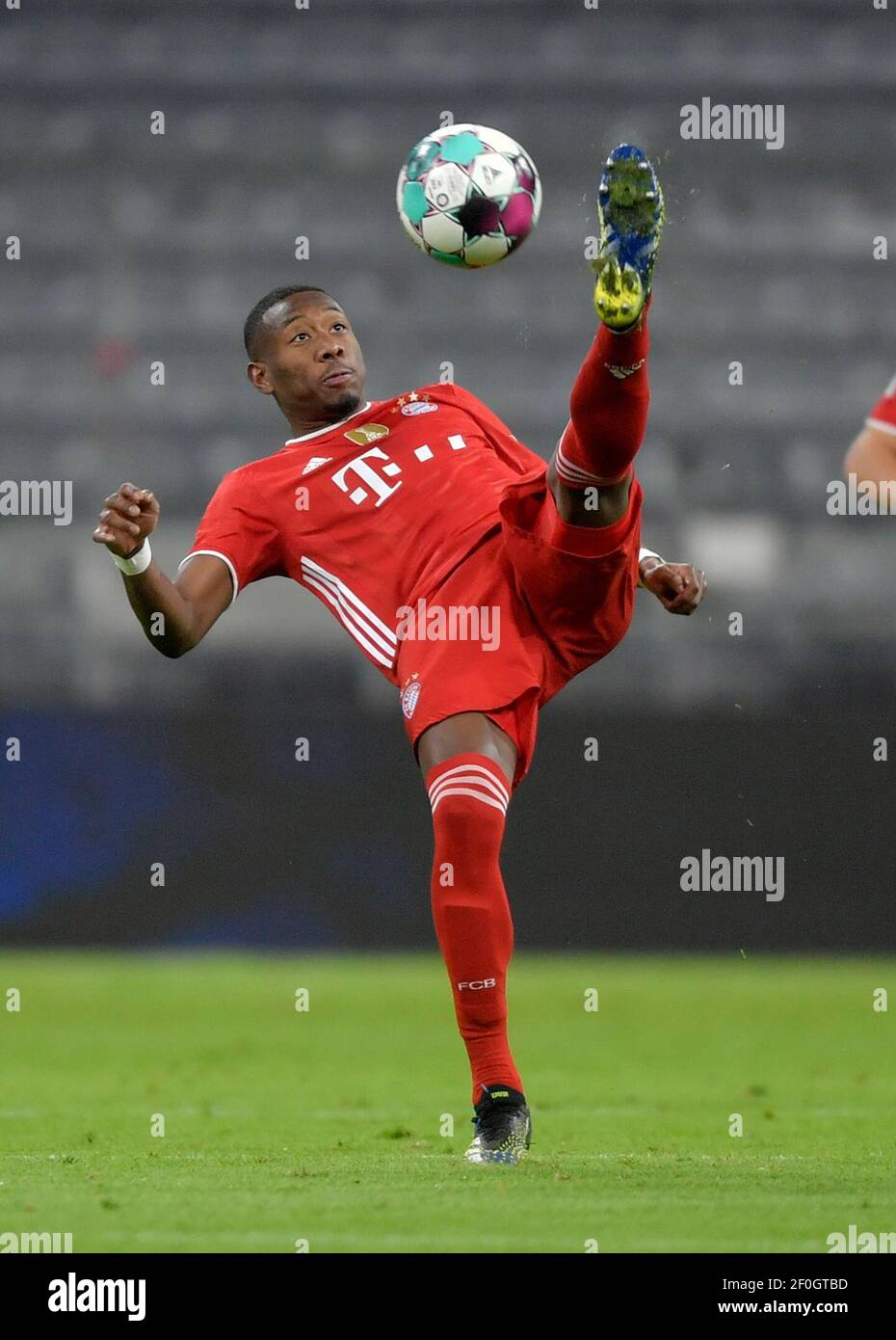 München, Deutschland. März 2021, 06th. David ALABA, FCB 27 im Spiel FC BAYERN MÜNCHEN - BORUSSIA DORTMUND 4-2 1.Deutsche Fußballliga am 6. März 2021 in München, Deutschland. Saison 2020/2021, Spieltag 24, 24.Spieltag, 1. Quelle: Peter Schatz/Alamy Live News Stockfoto