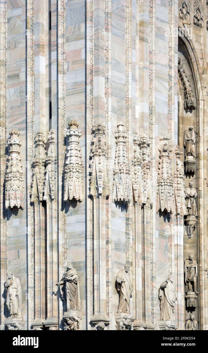 Mailänder Dom (Duomo di Milano), Detail der aufwendigen Fassade Stockfoto