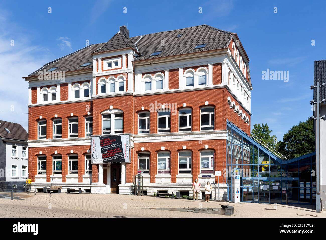 Bürgerzentrum, Kultur- und Veranstaltungsstandort und Volkshochschulzentrum, ehemaliges Schulgebäude, Gevelsberg, Ruhrgebiet, Nordrhein-Westfalen, Deutschland Stockfoto