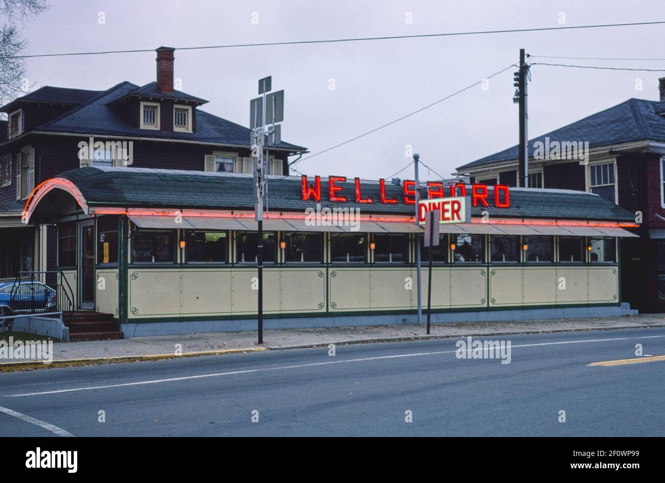 Wellsboro Diner durch Dämmerung Route 6 Wellsboro Pennsylvania Ca. 1977 Stockfoto