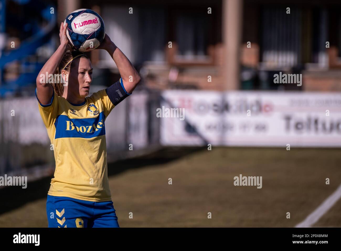 Brondby, Dänemark. März 2021, 07th. Theresa Eslund (8) von Broendby, WENN sie im Gjensidige Kvindeliga-Spiel zwischen Broendby UND AARHUS GF in Brondby gesehen wird. (Foto Kredit: Gonzales Foto/Alamy Live News Stockfoto