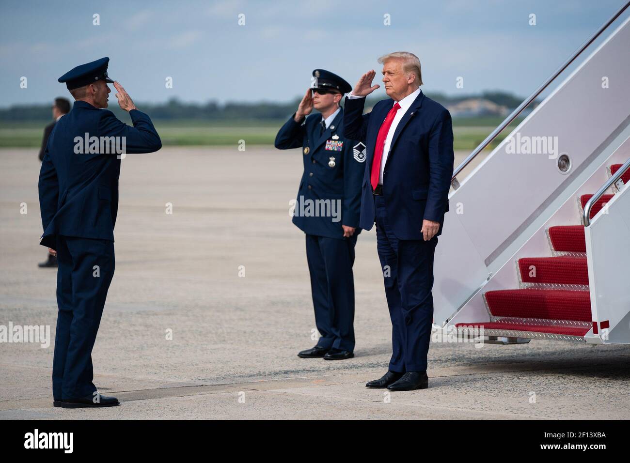 Präsident Donald Trump landet am Dienstag, den 2 2020. September, bei der Joint Base Andrews MD. Air Force One und legt auf dem Weg zum Weißen Haus ab. Stockfoto
