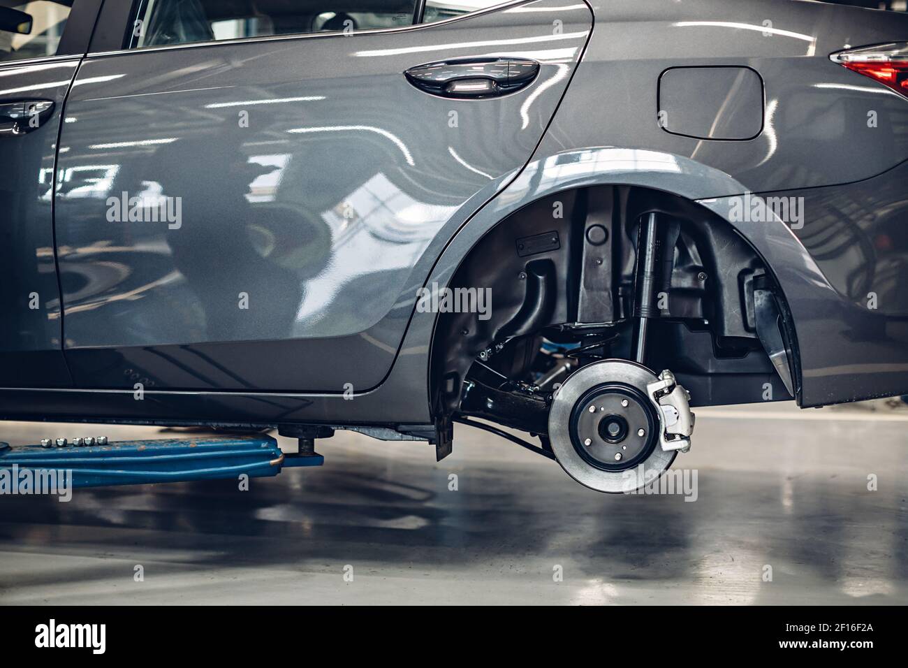 Auto-Reparatur-Service-Center. Konzept der Fahrzeugwartung Stockfoto