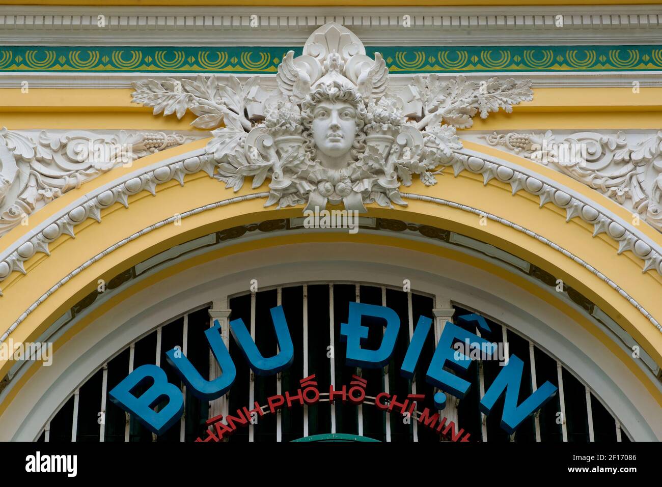 Detail der zentralen Post, Ho Chi Minh Stadt. Französische Kolonialarchitektur. Saigon, Vietnam. Công xã Paris, bin Nghé Stockfoto