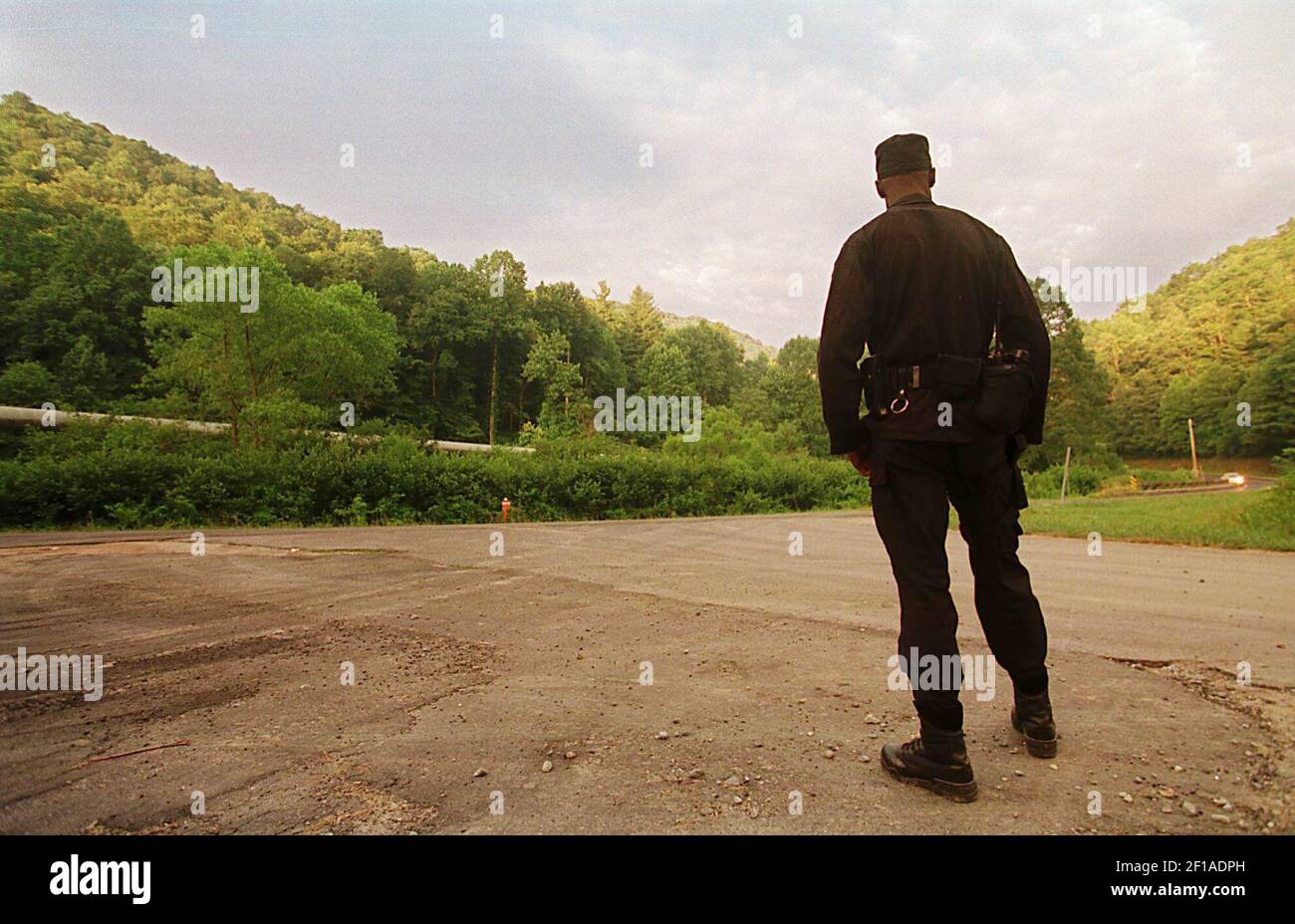 KRT NEWS STORY SCHLEPPEND RUDOLPH KRT FOTO VON PATRICK SCHNIEDER/CHARLOTTE OBSERVER (KRT15