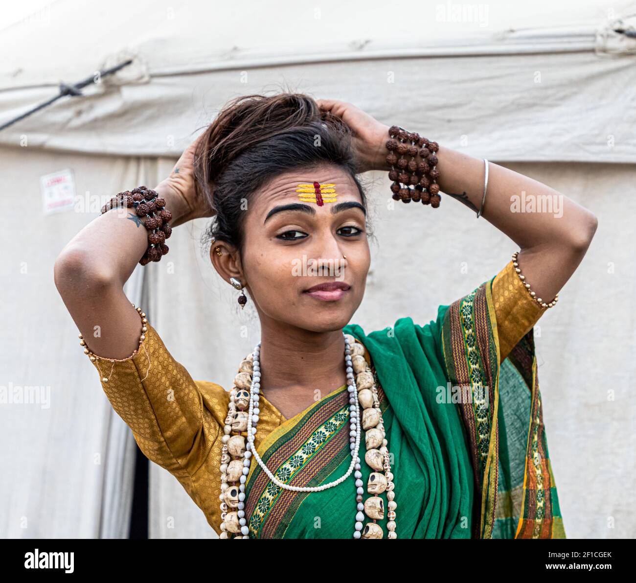Portrait von Transgender in kumbh mela.kumbh ist die größte Gemeinde der Erde. Stockfoto