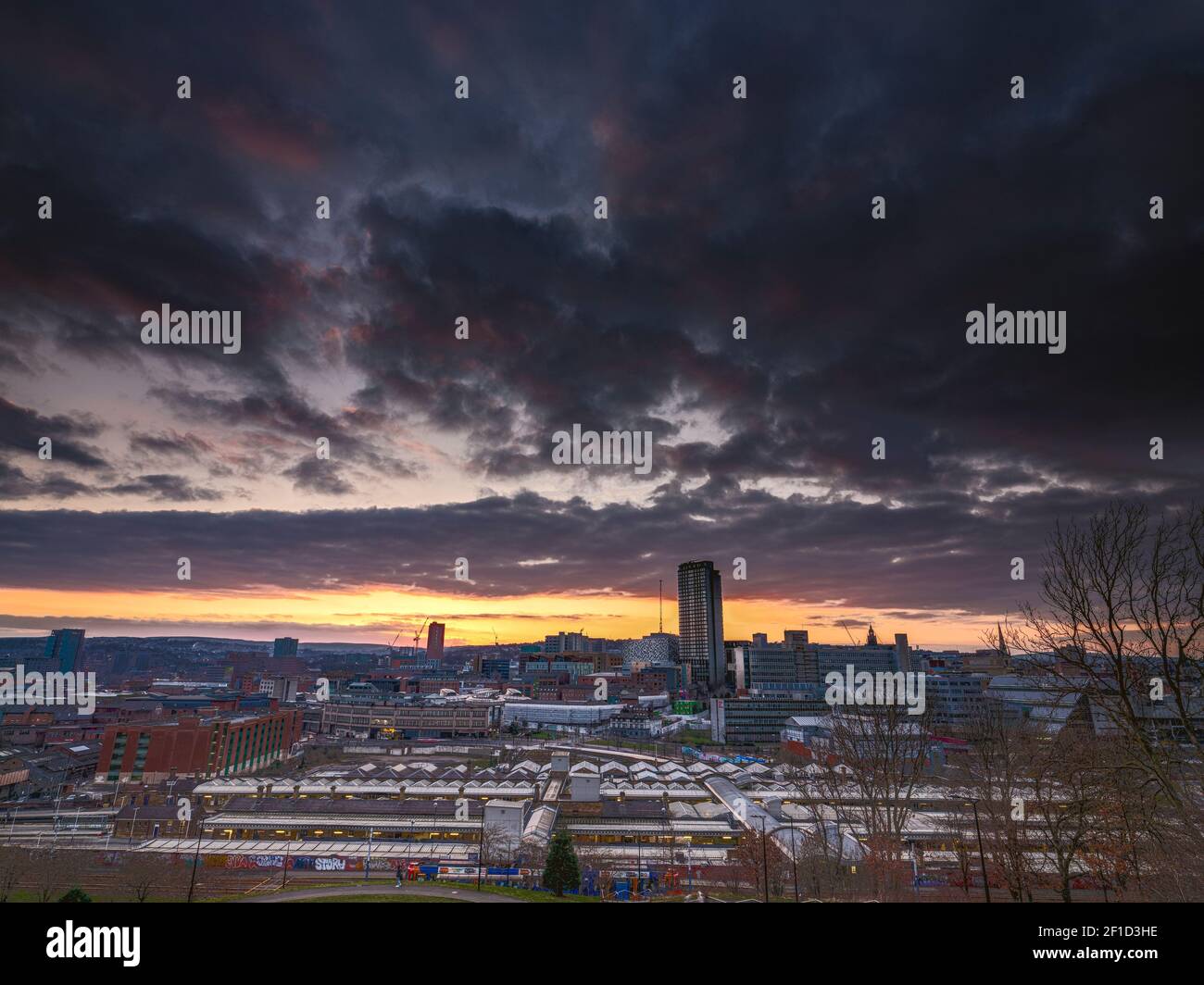 Sheffield City Landscape Evening As a Storm Approaches Stockfoto