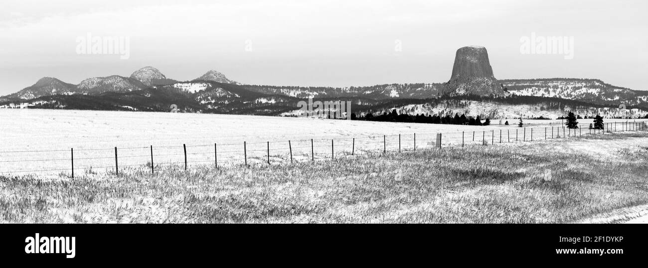 Devils Tower Wyoming Winterschnee Rock Butte Stockfoto
