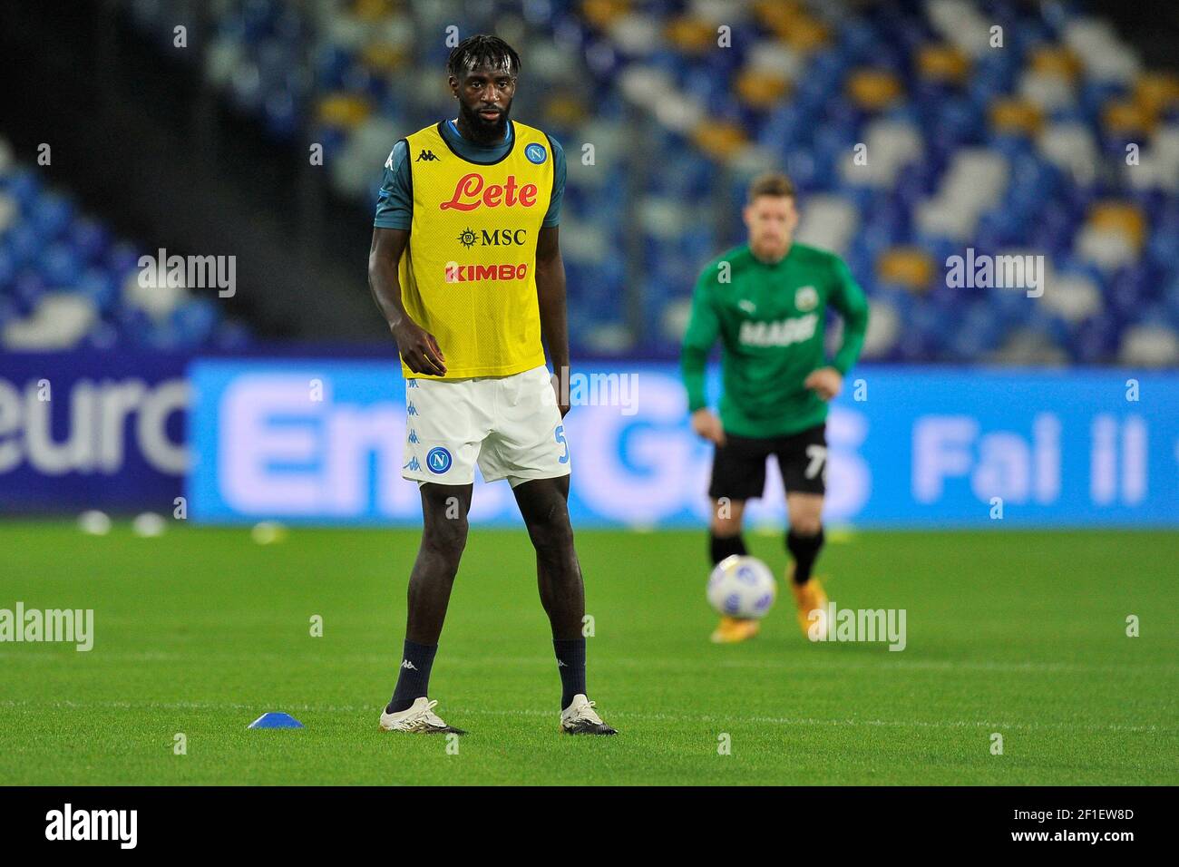 Tièmouè Bakayoko Spieler von Neapel, während der SerieA Fußballmeisterschaft Spiel zwischen Napoli gegen Sassuolo Endergebnis 0-2, Spiel in der San gespielt Stockfoto