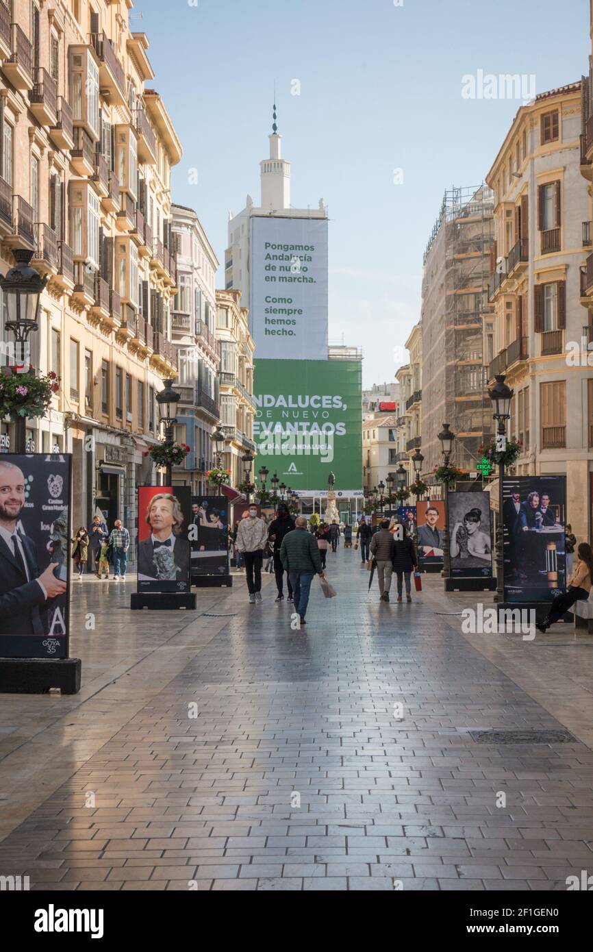 La Equitativa Gebäude von der calle Larios aus gesehen, die in Zukunft ein 4-Sterne-Hotel sein wird, Andalusien, Spanien. Stockfoto