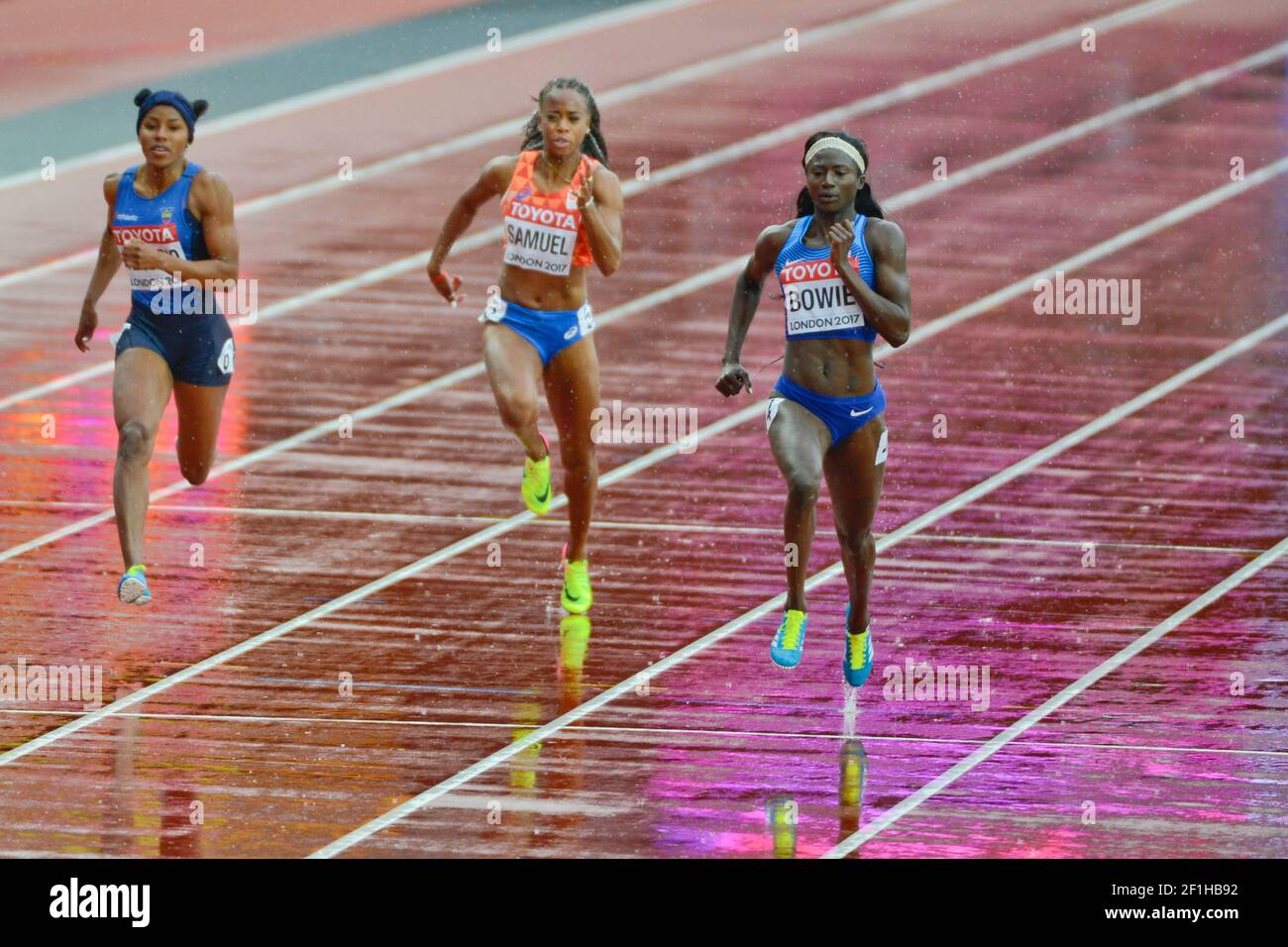 Tori Bowie (USA), Jamile Samuel (NED), Angela Gabriela Tenorio (ECU). 100 Meter Frauen, heizt. IAAF Leichtathletik-Weltmeisterschaften London 2017 Stockfoto