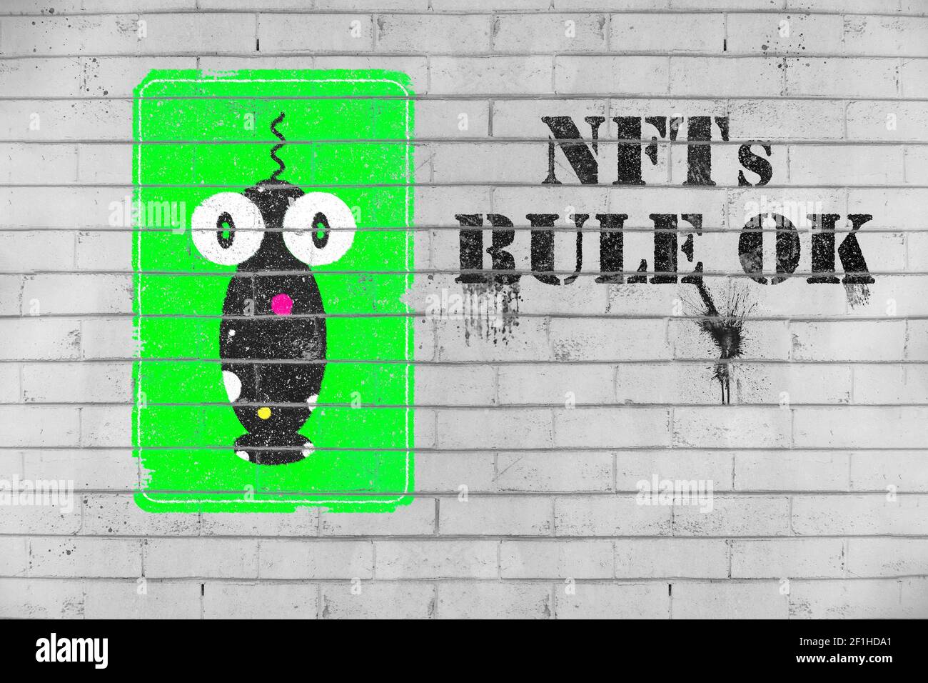 NFT nicht-fungible Token Graffiti an der Wand Blockchain-Technologie, um einzigartige digitale Objekte für Krypto-Kunst, Krypto-Sammlerstücke und Krypto-Gaming zu erstellen. Stockfoto