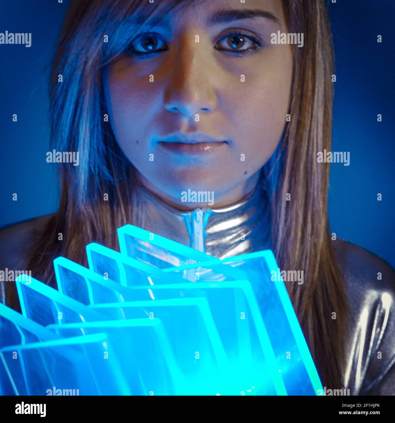 Technology.Fiber Optik-Konzept, Frau mit moderne Leuchten Stockfoto