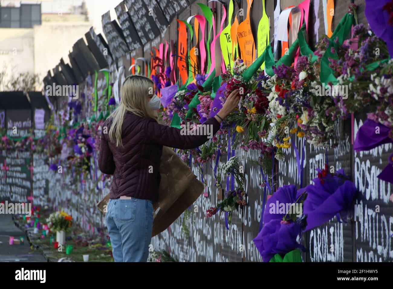 Mexiko-Stadt, 8. März 2021. Proteste in Zocalo und im Nationalpalast während des Internationalen Frauentags Credit: Andrea Quintero/Alamy Live News Credit: Andrea Quintero/Alamy Live News Stockfoto