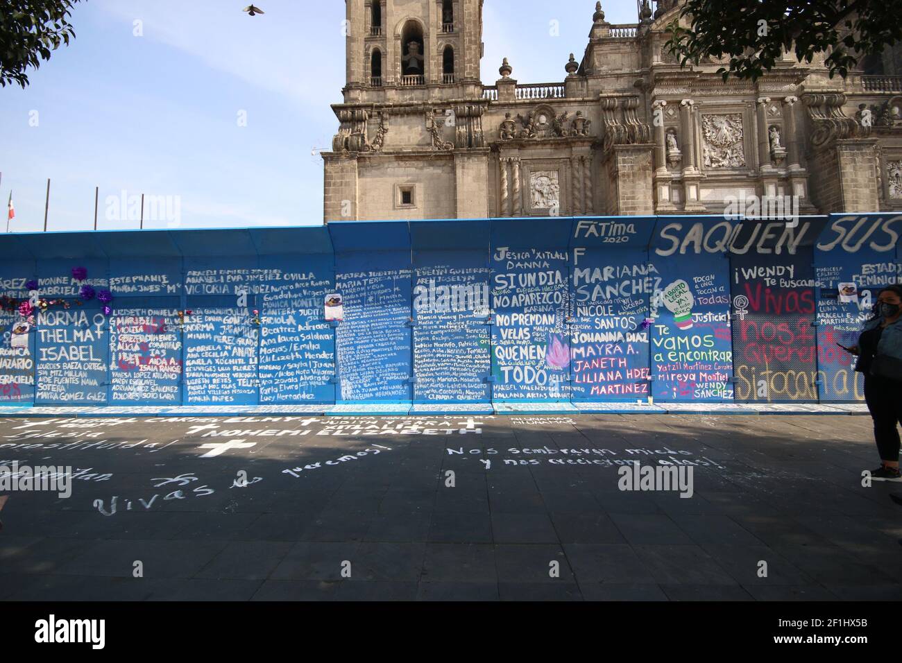 Mexiko-Stadt, 8. März 2021. Proteste in Zocalo und im Nationalpalast während des Internationalen Frauentags Credit: Andrea Quintero/Alamy Live News Credit: Andrea Quintero/Alamy Live News Stockfoto