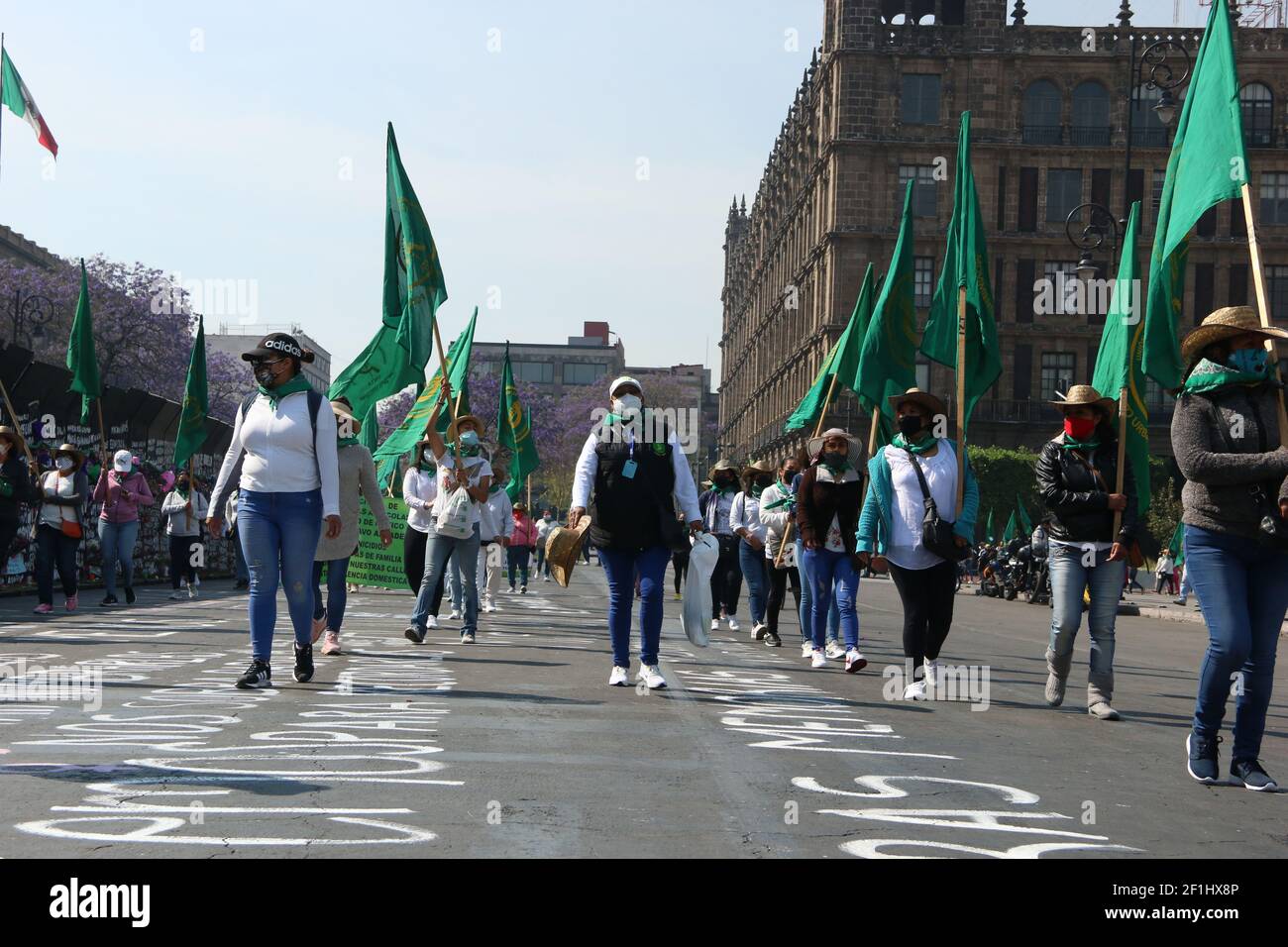 Mexiko-Stadt, 8. März 2021. Proteste in Zocalo und im Nationalpalast während des Internationalen Frauentags Credit: Andrea Quintero/Alamy Live News Credit: Andrea Quintero/Alamy Live News Stockfoto