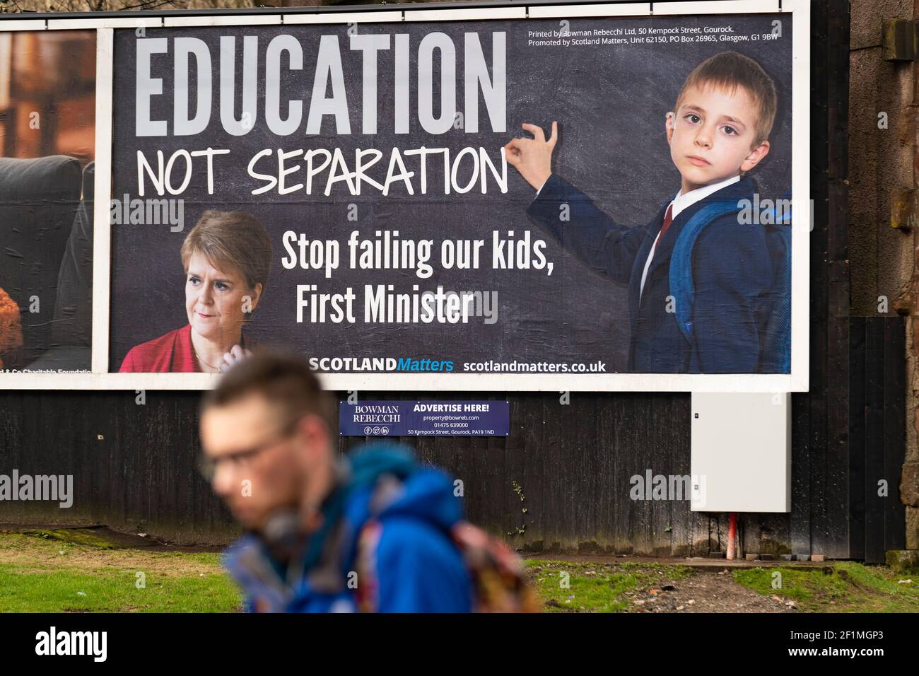 Inverclyde, Schottland, Großbritannien. März 2021, 9. Plakatwand produziert von Pro-Union Scotland Matters Group erscheint in Inverclyde. Die Plakatwand fordert die erste Ministerin Nicola Sturgeon und die SNP auf, sich auf Bildung und nicht auf Trennung zu konzentrieren. Iain Masterton/Alamy Live News Stockfoto