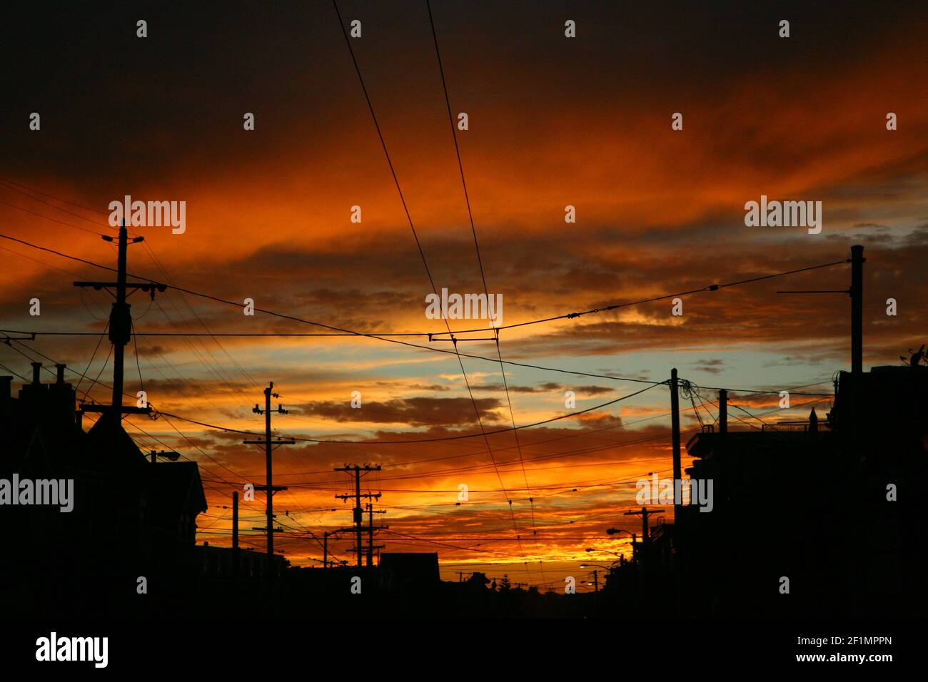 Herrliche Dämmerung in den Straßen von San Francisco Stockfoto
