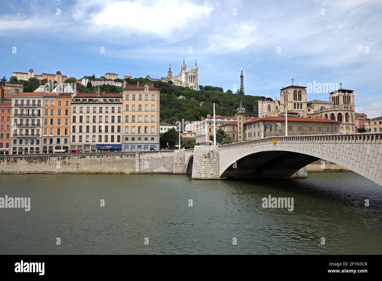 Pont metallique Fotos und Bildmaterial in hoher Auflösung Alamy