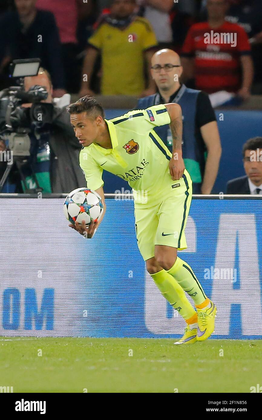 Neymar da Silva Santos Junior (FC Barcelone) während der UEFA Champions League Fußball 1/4 Finale, 1st Leg, zwischen Paris Saint Germain und FC Barcelona am 15. April 2015 im Parc des Princes in Paris, Frankreich. Foto Stephane Allaman / DPPI Stockfoto