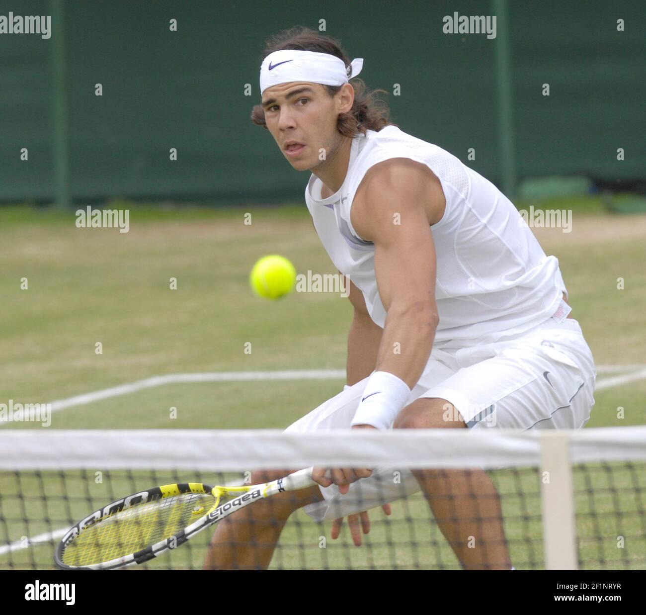 WIMBLEDON 200710th TAG 5/7/07. R.NADAL WÄHREND SEINES MATCHES MIT M.YOUZHNY BILD DAVID ASHDOWN Stockfoto