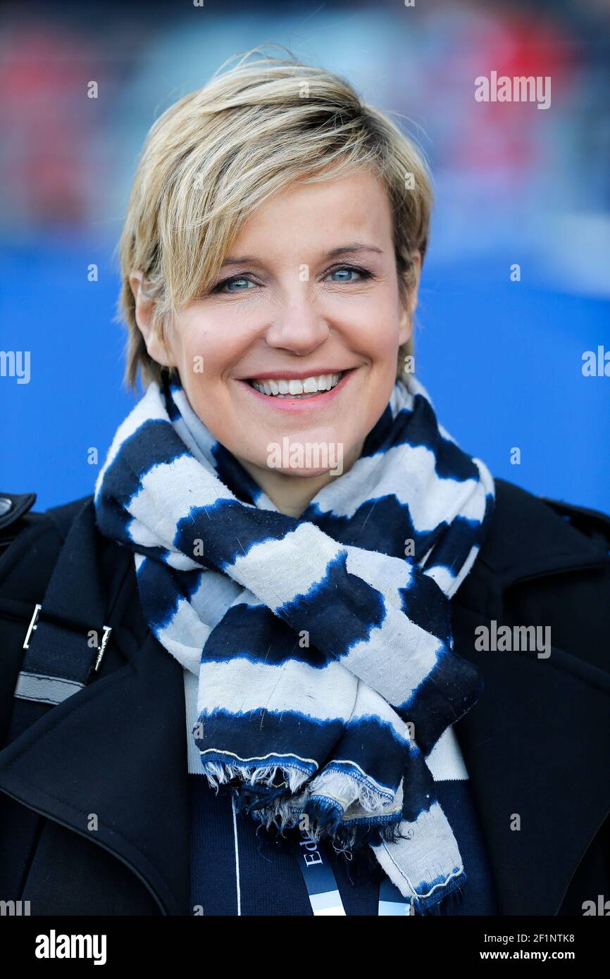 Celine Geraud (Stade 2 - France Television) während des European Rugby Champions Cup Viertelfinales Rugby Union Spiel zwischen Racing Metro 92 und RC Toulon am 10. April 2016 im Yves du Manoir Stadion in Colombes, Frankreich - Foto Stephane Allaman / DPPI Stockfoto