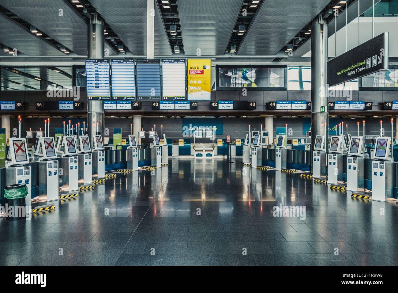 Leerer Flughafen In Irland Wegen Covid Stockfoto