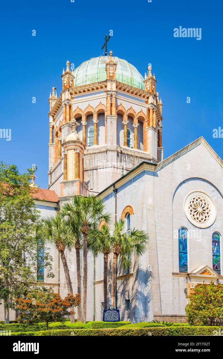 Flagler Memorial Presbyterian Church ist eine historische Kirche im Jahr 1889 im zweiten Renaissance Revival-Stil in der Innenstadt von St. Augustine, Florida gebaut. Stockfoto