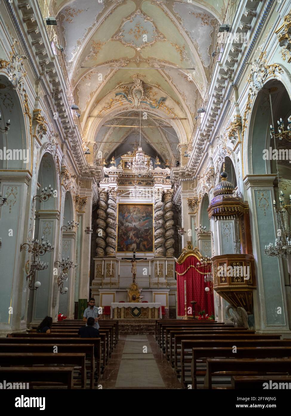 Innenraum der Basilika San Paolo, Palazzolo Acreide Stockfoto