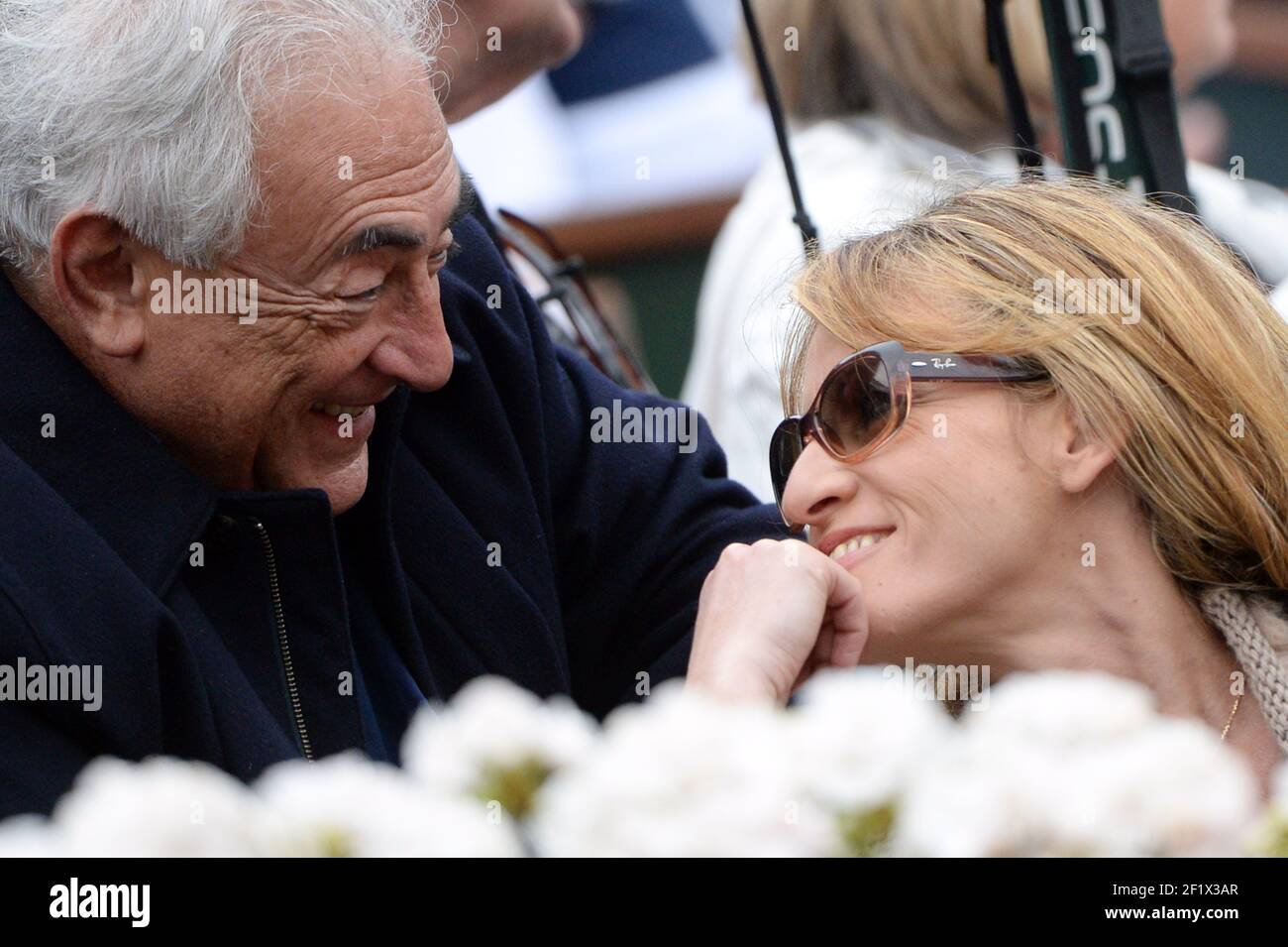 Myriam laouffir Fotos und Bildmaterial in hoher Auflösung Alamy