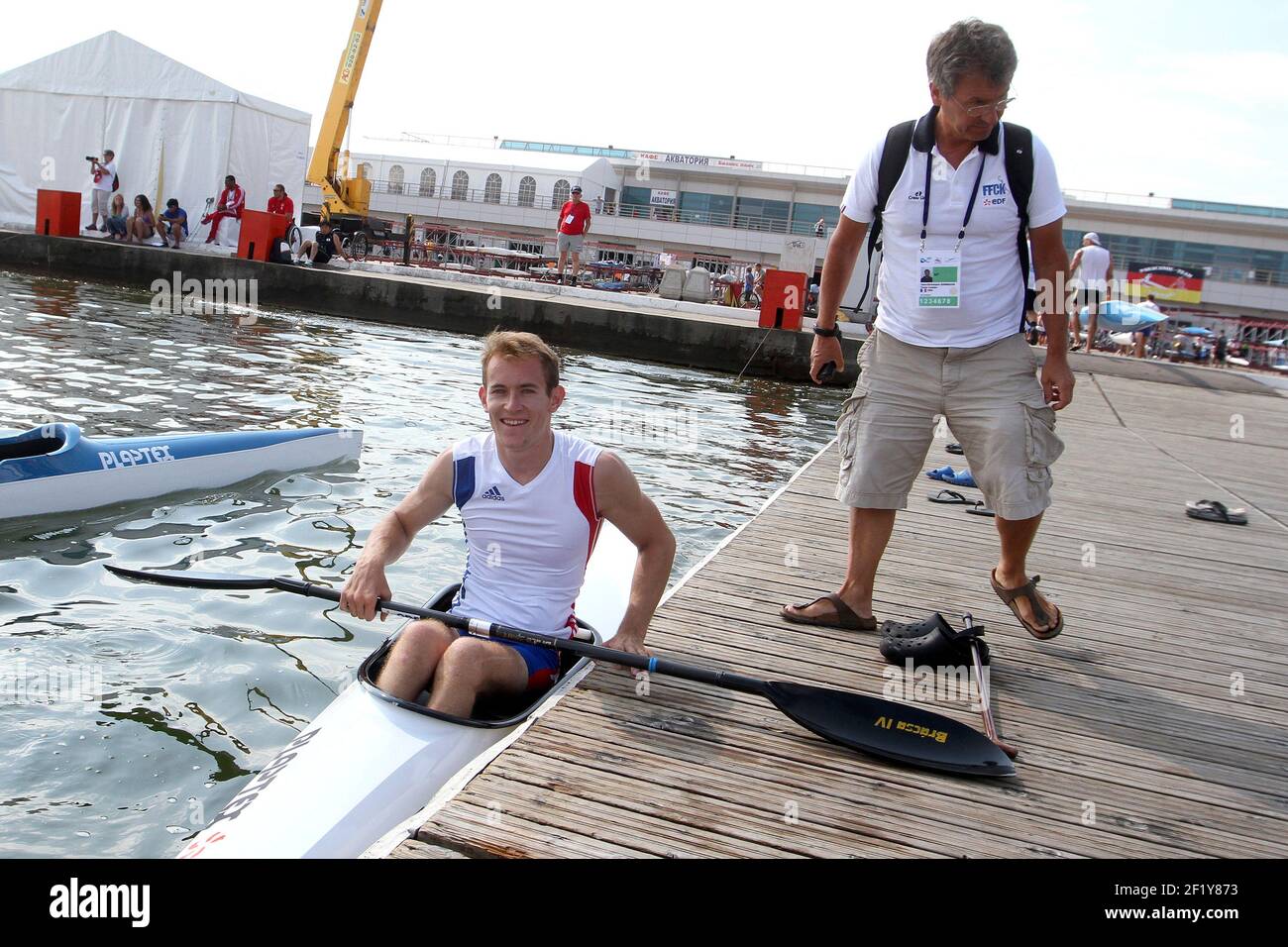 Gautier DELANNOY (FRA) und sein Trainer Jean-Christophe GONNEAU während der Paracanoe Sprint Weltmeisterschaft 2014 in Moskau, Russland, vom 6. Bis 10. August 2014. Foto Eddy Lemaistre / KMSP / DPPI Stockfoto