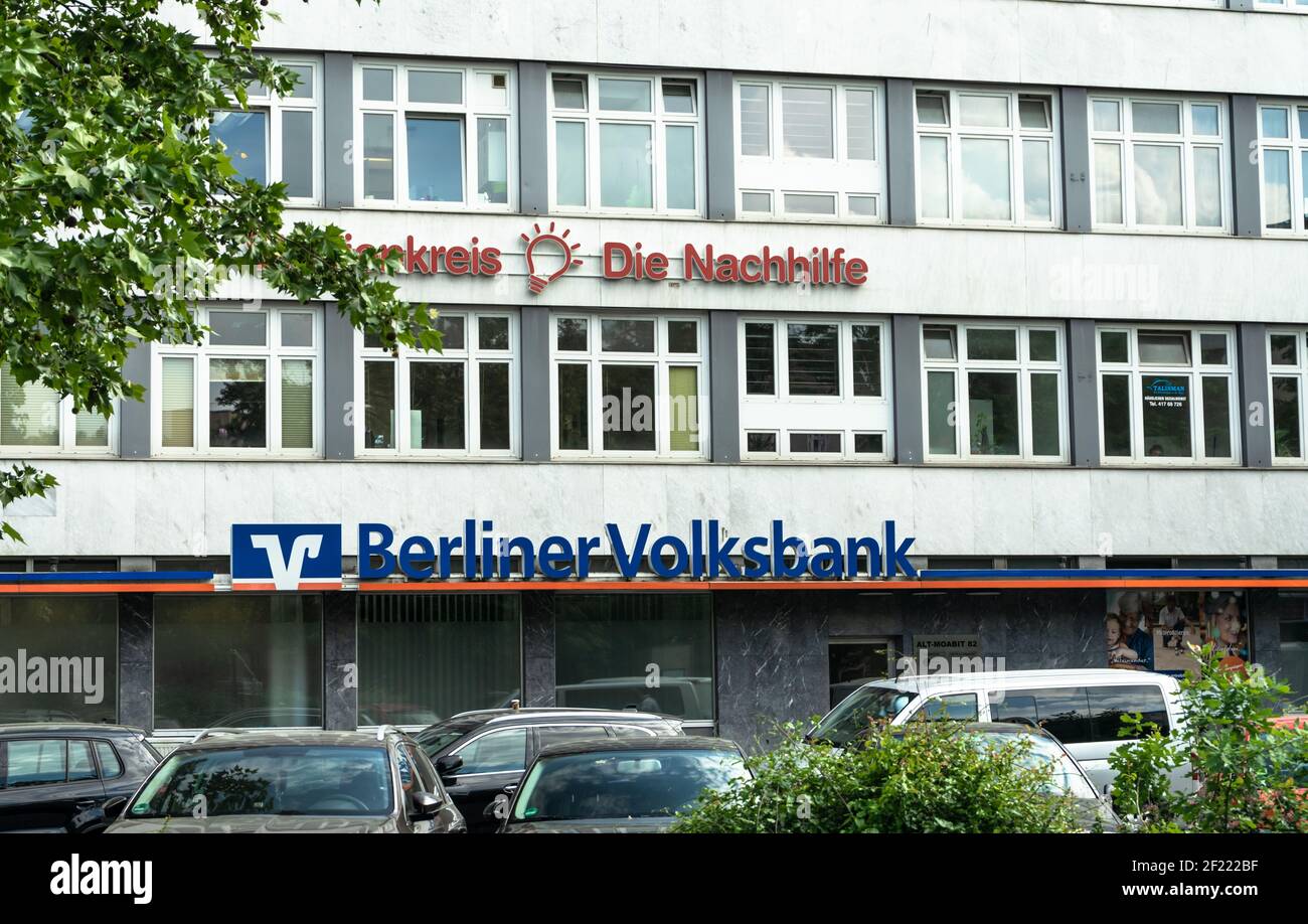 BERLIN, DEUTSCHLAND - 30. Juli 2020: BERLIN, DEUTSCHLAND 30. Juli 2020. Das Logo der Volksbank. Stockfoto