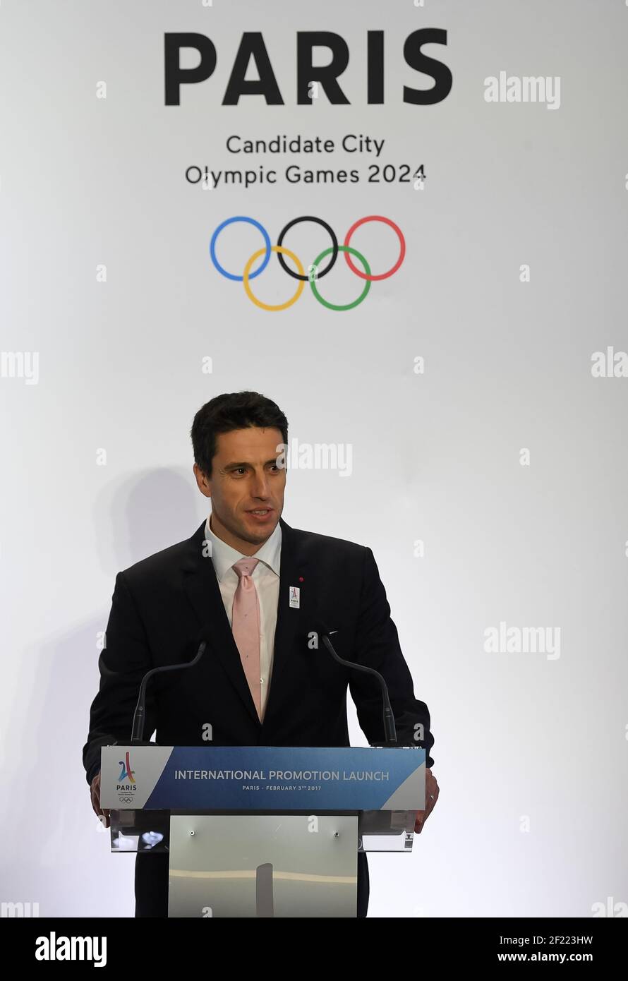 Co-Präsident von Paris 2024 Kandidatur Tony Estanguet während der Pressekonferenz des Paris 2024 International Promotion Launch im Musee de l'Homme in Paris, am 3. Februar 2017 - Foto Philippe Millereau / KMSP / DPPI Stockfoto