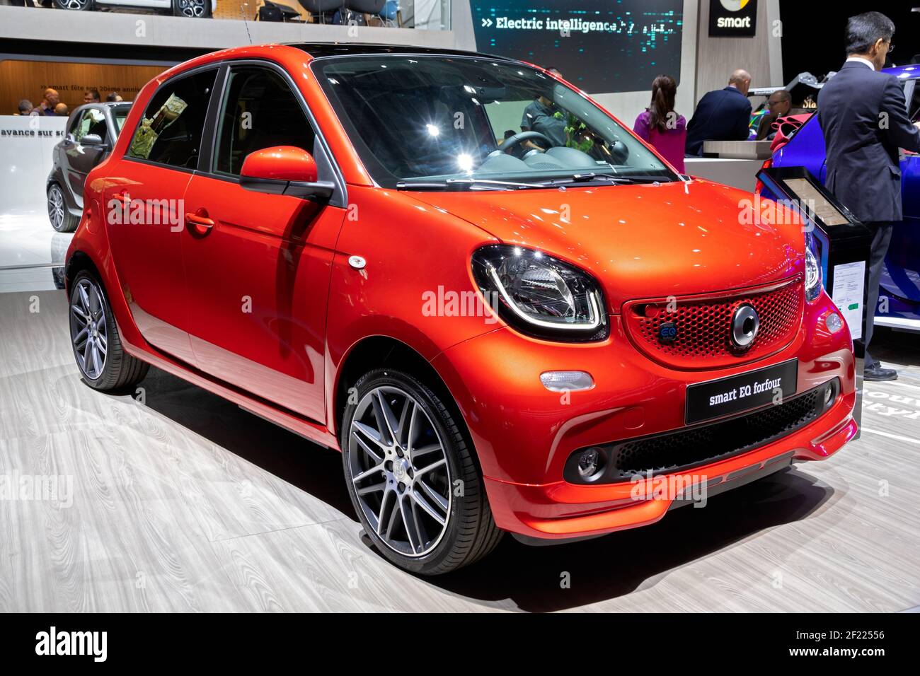 Smart EQ forfour Elektroauto auf dem Pariser Automobilsalon in Expo Porte de Versailles. Frankreich - 2. Oktober 2018 Stockfoto
