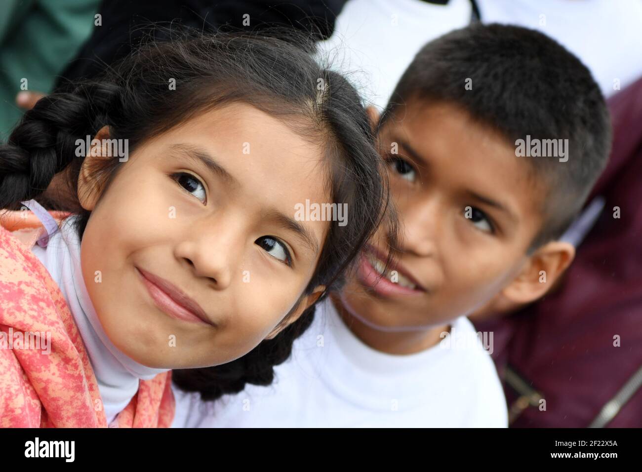 Peruanische Kinder während des Besuchs der französischen Delegation Paris 2024 Kandidatur in Collique Slum für das Projekt "Peru, Freinung, Solidarität" , Lima, September 11, 2017, Foto Philippe Millereau / KMSP / PARIS 2024 / DPPI Stockfoto